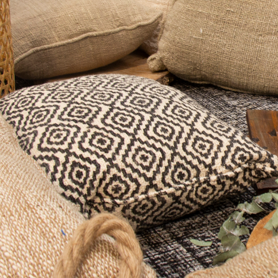 Cojín Natural 40X40 DiseñO 5 Con Cordón A Los Lados