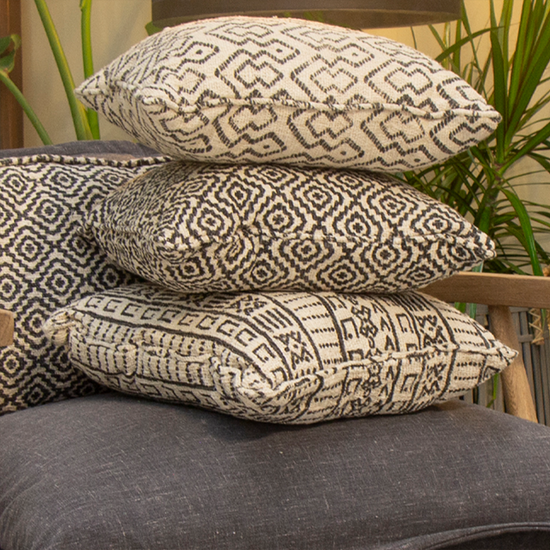 Cojín Natural 40X40 DiseñO 5 Con Cordón A Los Lados