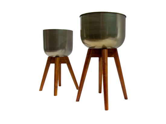 Set De 2 Maceteros Metal Y Patas En Madera