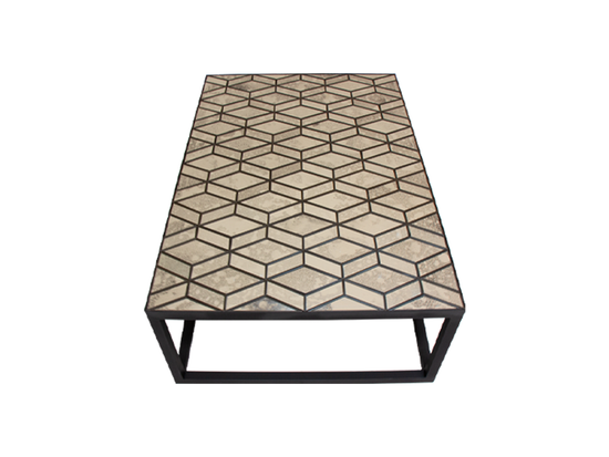 Mesa Central De Cubos