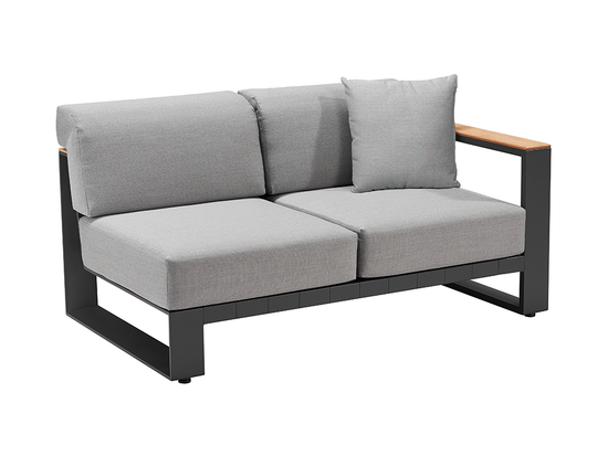 Sala En Escuadra Y Módulo Cambusa